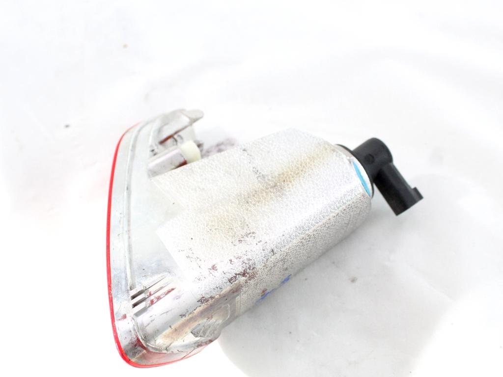 H1BB-15K273-AD FARO FANALE RETRONEBBIA POSTERIORE SINISTRO FORD FIESTA 1.5 D 63KW 6M 5P (2020) RICAMBIO USATO