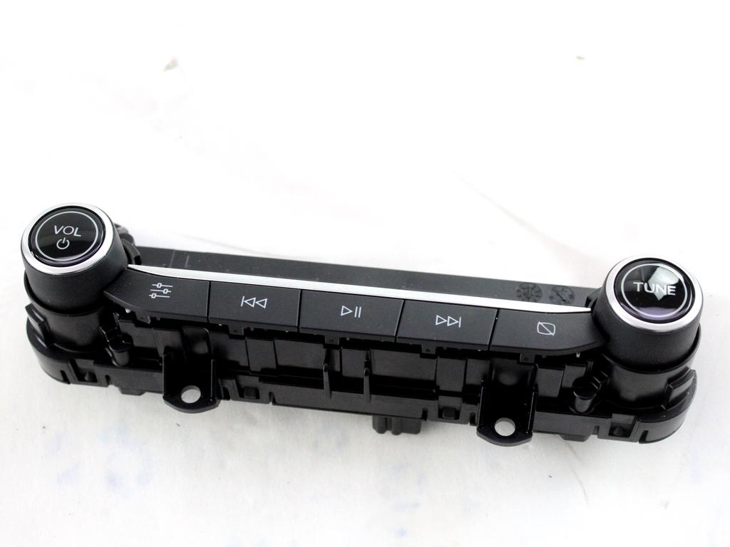H1BT-18K811-HG GRUPPO DI COMANDO AUTORADIO FORD FIESTA 1.5 D 63KW 6M 5P (2020) RICAMBIO USATO