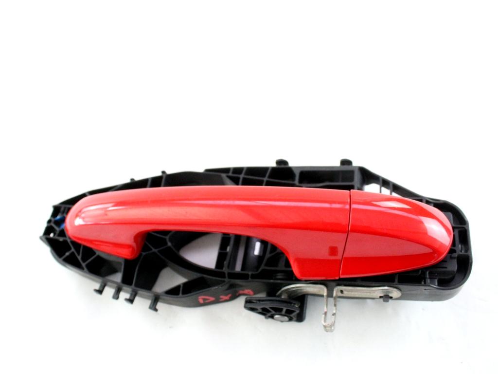 2126416 MANIGLIA ESTERNA PORTA ANTERIORE DESTRA FORD FIESTA 1.5 D 63KW 6M 5P (2020) RICAMBIO USATO