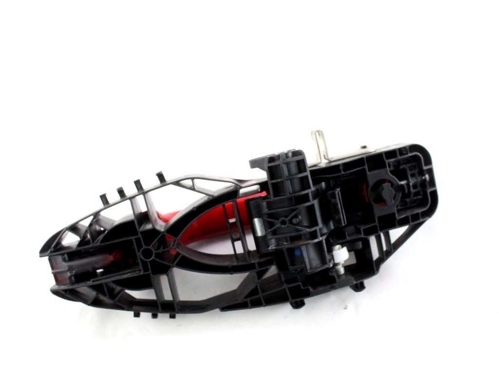 2126416 MANIGLIA ESTERNA PORTA ANTERIORE DESTRA FORD FIESTA 1.5 D 63KW 6M 5P (2020) RICAMBIO USATO