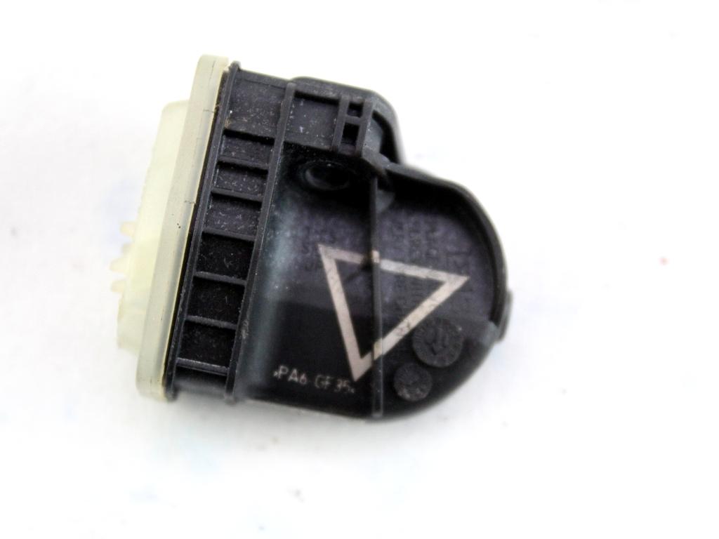 F2GT-1A180-CD SENSORE DI PRESSIONE DEL PNEUMATICO FORD FIESTA 1.5 D 63KW 6M 5P (2020) RICAMBIO USATO F2GT-1A150-CC