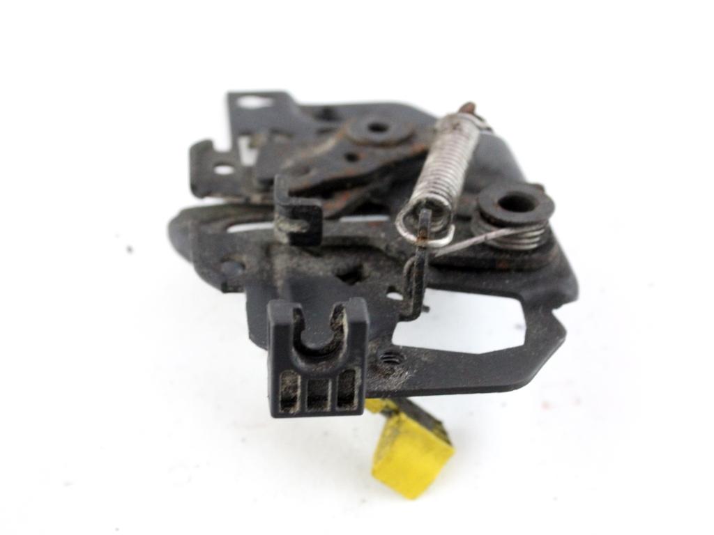 2372320 CHIUSURA SERRATURA COFANO ANTERIORE FORD FIESTA 1.5 D 63KW 6M 5P (2020) RICAMBIO USATO