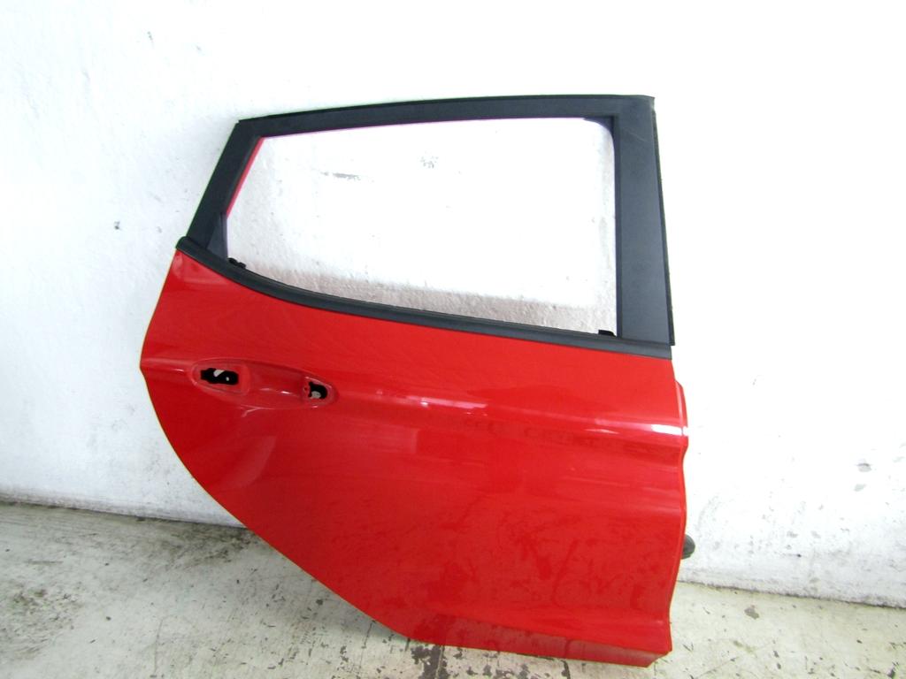 2086309 PORTA POSTERIORE DESTRA FORD FIESTA 1.5 D 63KW 6M 5P (2020) RICAMBIO USATO