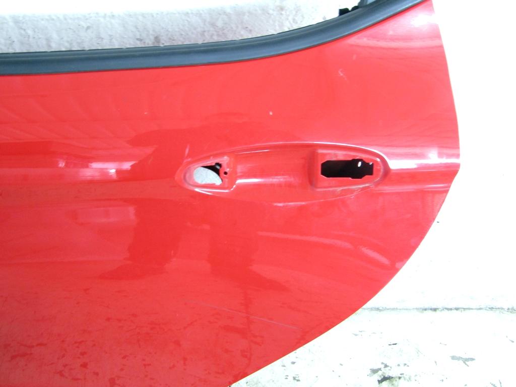 2085210 PORTA POSTERIORE SINISTRA FORD FIESTA 1.5 D 63KW 6M 5P (2020) RICAMBIO USATO