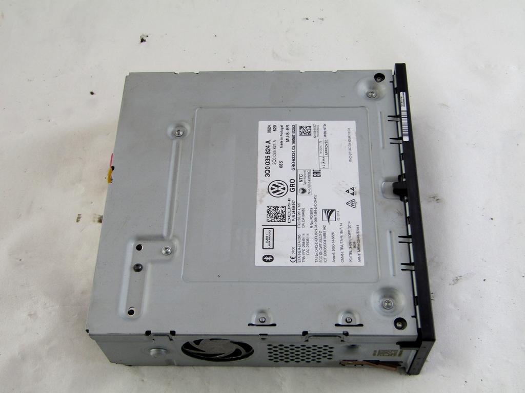 3Q0035824A CENTRALINA LETTORE CD SISTEMA MULTIMEDIALE VOLKSWAGEN GOLF 7 2.0 D 110KW 6M 5P (2016) RICAMBIO USATO CON LETTORE SD