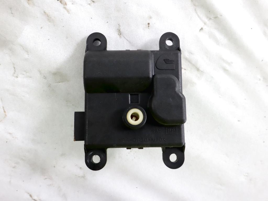 2S980-30820 MOTORINO SCATOLA RISCALDAMENTO HONDA CIVIC 1.7 D 74KW 5M 5P (2005) RICAMBIO USATO 