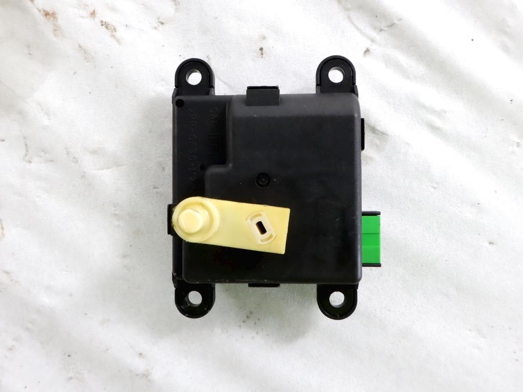 2S980-30820 MOTORINO SCATOLA RISCALDAMENTO HONDA CIVIC 1.7 D 74KW 5M 5P (2005) RICAMBIO USATO 