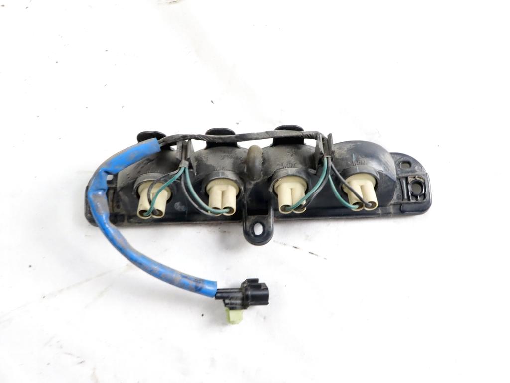 8334A059 TERZO STOP MITSUBISHI L200 2.5 D 4X4 100KW 5M 4P (2006) RICAMBIO USATO