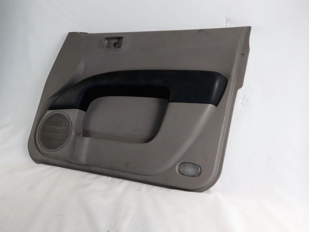 7221A134HA PANNELLO INTERNO PORTA ANTERIORE DESTRA MITSUBISHI L200 2.5 D 4X4 100KW 5M 4P (2006) RICAMBIO USATO