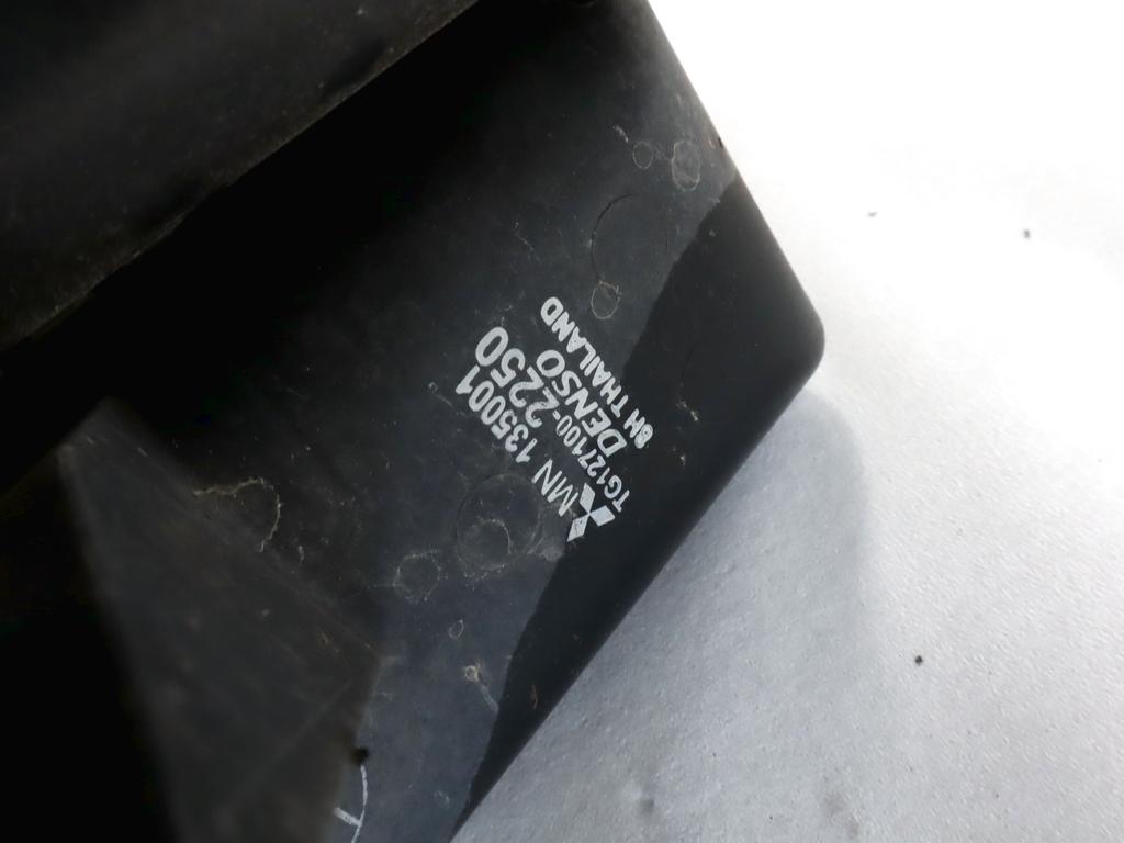 MN135001 RADIATORE INTERCOOLER SCAMBIATORE ARIA/ARIA MITSUBISHI L200 2.5 D 4X4 100KW 5M 4P (2006) RICAMBIO USATO