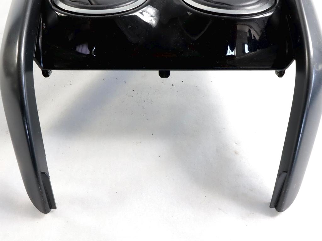 682603572R MASCHERINA RIVESTIMENTO CRUSCOTTO CENTRALE DACIA DUSTER 1.6 G 84KW 5M 5P (2017) RICAMBIO USATO CON BOCCHETTE AERAZIONE