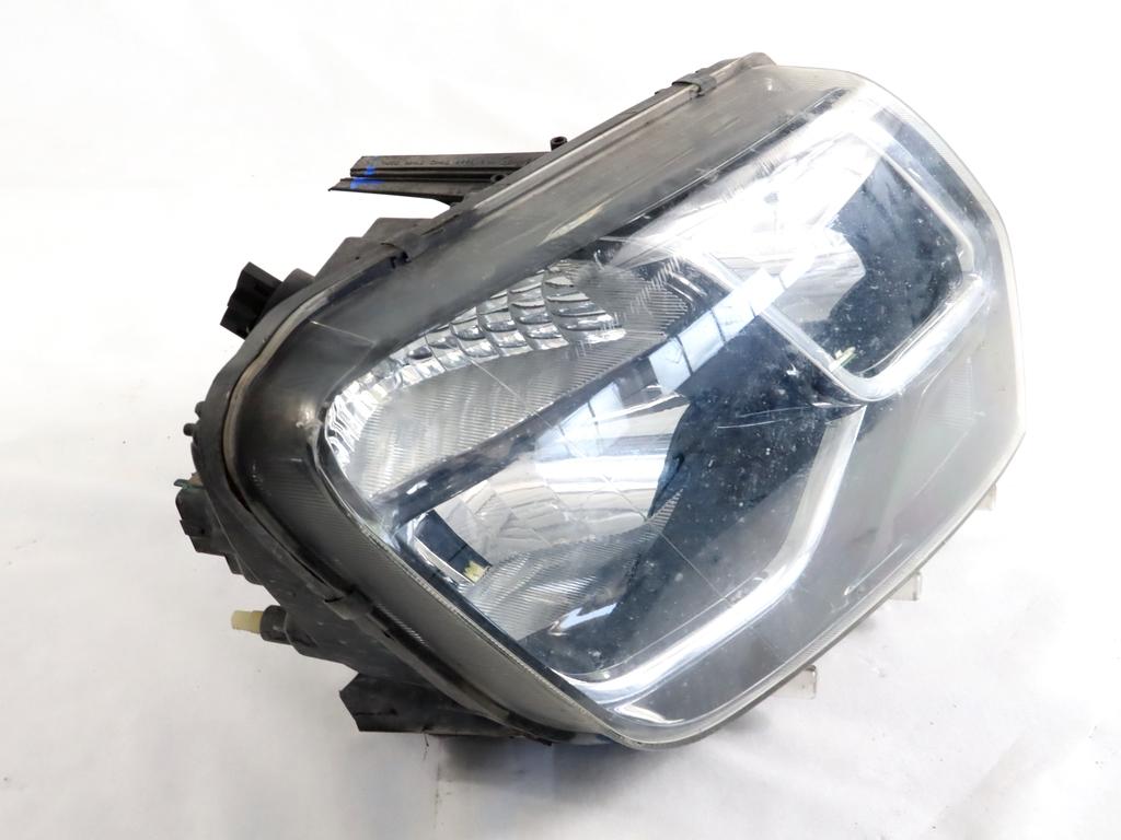 260100156R FARO ANTERIORE DESTRO DACIA DUSTER 1.6 G 84KW 5M 5P (2017) RICAMBIO USATO SUPPORTI DANNEGGIATI