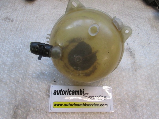 HLADILNA VODA ZA RADIJATORJE OEM N. 1J0121403B ORIGINAL REZERVNI DEL VOLKSWAGEN GOLF IV 1J1 1E7 1J5 MK4 BER/SW (1998 - 2004) BENZINA LETNIK 1999