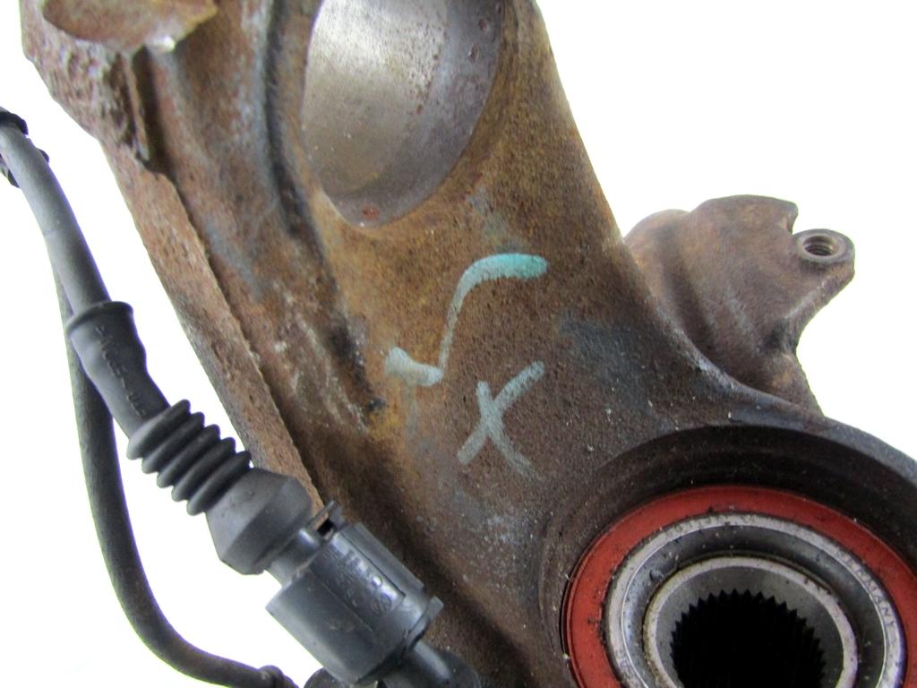 LEVI VRTLJIVI LEZAJ / PESTO KOLESA Z LEZAJEM SPREDAJ OEM N. 1J0498625 ORIGINAL REZERVNI DEL VOLKSWAGEN GOLF IV 1J1 1E7 1J5 MK4 BER/SW (1998 - 2004) BENZINA LETNIK 1999