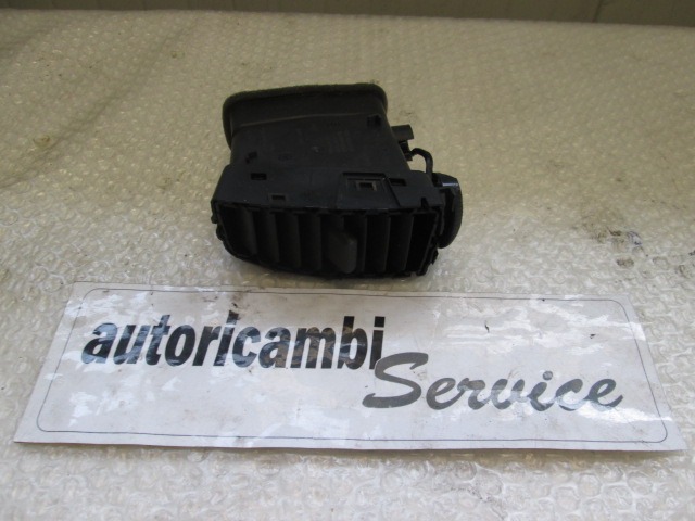CENTRALNE PREZRACEVALNE SOBE  OEM N. 68751AX600 ORIGINAL REZERVNI DEL NISSAN MICRA K12 K12E MK3 (2002 - 2010) BENZINA LETNIK 2006