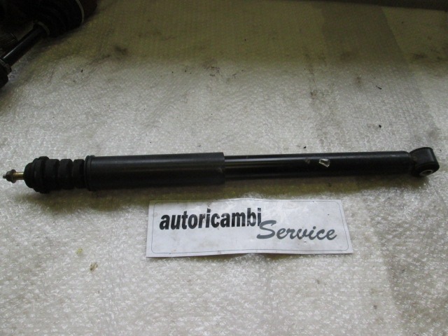 ZADNJI LEVI AMORTIZER OEM N. E6210BC40C ORIGINAL REZERVNI DEL NISSAN MICRA K12 K12E MK3 (2002 - 2010) BENZINA LETNIK 2006