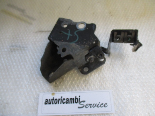 NOSILCI ZADNJEGA ODBIJACA  OEM N.  ORIGINAL REZERVNI DEL RENAULT LAGUNA BT0/1 KT0/1 MK3 BER/SW (10/2007 - 08/2010) DIESEL LETNIK 2011