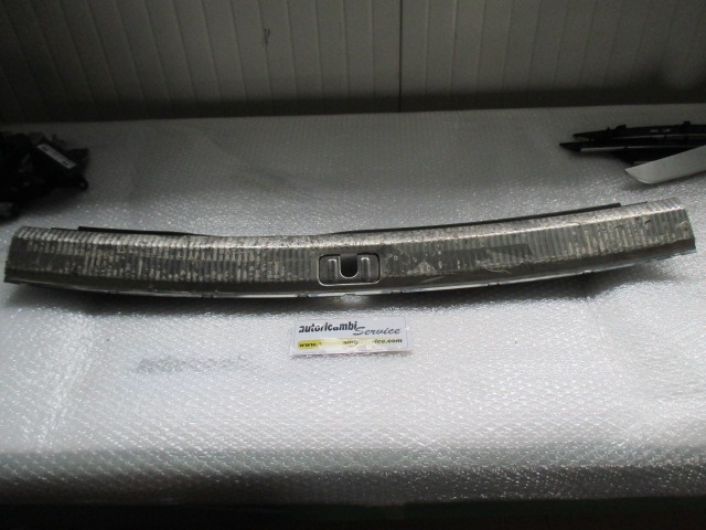 ZAPORA / ROCAJ ZADAJ  OEM N. 4F9864483 ORIGINAL REZERVNI DEL AUDI A6 C6 R 4F2 4FH 4F5 BER/SW/ALLROAD (10/2008 - 2011) DIESEL LETNIK 2008