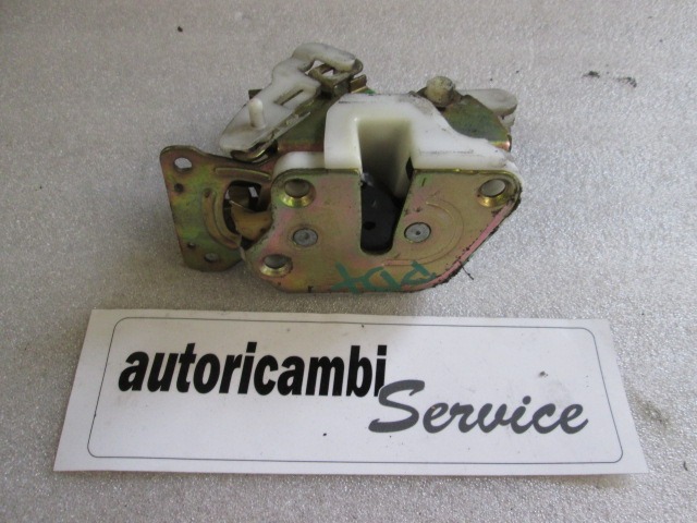 CENTRALNO ZAKLEPANJE ZADNJIH DESNIH VRAT OEM N. MR313410 ORIGINAL REZERVNI DEL MITSUBISHI PAJERO SPORT K7 K9 (11/1998 - 2008) DIESEL LETNIK 1999