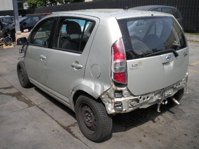 DAIHATSU SIRION 1.3 B 64KW AUT 5P (2005) RICAMBI IN MAGAZZINO 