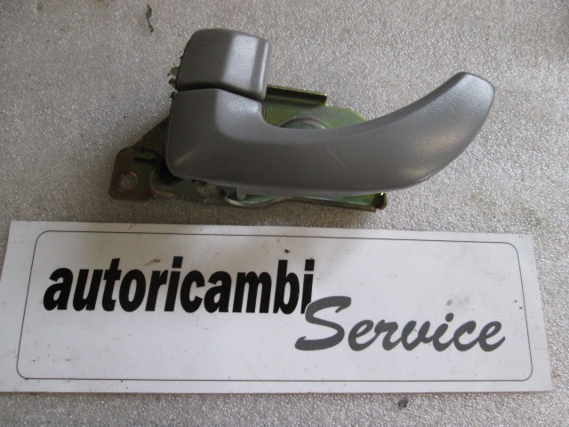 NOTRANJA KLJUKA  OEM N. KIA ORIGINAL REZERVNI DEL KIA SORENTO JC MK1 (2002 - 2009) DIESEL LETNIK 2004