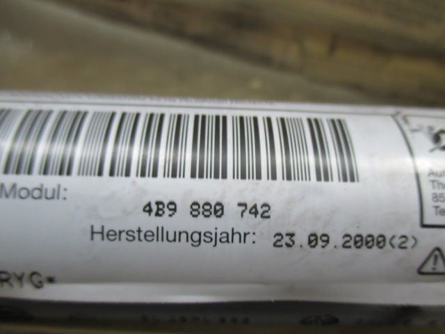 ZRACNA BLAZINA GLAVA DESNA OEM N. 4B9880742 ORIGINAL REZERVNI DEL AUDI A6 C5 R 4B5 4B2 BER/SW/ALLROAD (2001 - 2004)DIESEL LETNIK 2004