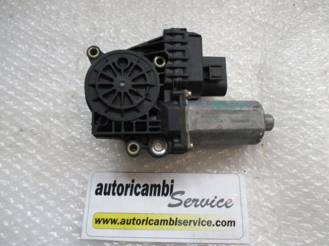 DVIZNI MEHANIZEM SPREDNIH STEKEL  OEM N. 130821775 ORIGINAL REZERVNI DEL AUDI A6 C5 R 4B5 4B2 BER/SW/ALLROAD (2001 - 2004)DIESEL LETNIK 2004