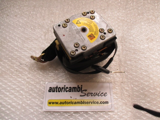 VARNOSTNI PAS OEM N. 00067250C ORIGINAL REZERVNI DEL AUDI A6 C5 R 4B5 4B2 BER/SW/ALLROAD (2001 - 2004)DIESEL LETNIK 2004