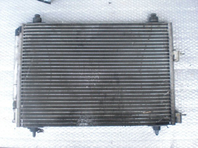 HLADILNIK KLIME OEM N.  ORIGINAL REZERVNI DEL PEUGEOT 307 3A/B/C/E/H BER/SW/CABRIO (2001 - 2009) DIESEL LETNIK 2001