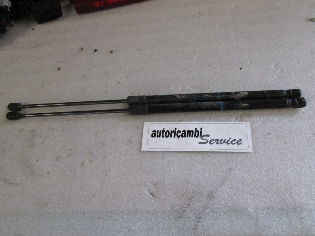 AMORTIZERJI POKROVA MOTORJA  OEM N. 3182537 ORIGINAL REZERVNI DEL OPEL CORSA D S07 (2006 - 2011) DIESEL LETNIK 2010