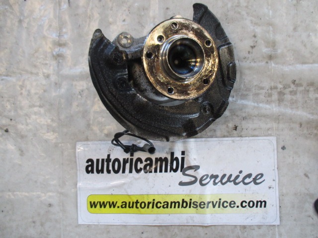 LEVI VRTLJIVI LEZAJ / PESTO KOLESA Z LEZAJEM SPREDAJ OEM N. 12201210 ORIGINAL REZERVNI DEL BMW SERIE 3 BER/SW/COUPE/CABRIO E90/E91/E92/E93 (2005 -2009) DIESEL LETNIK 2007