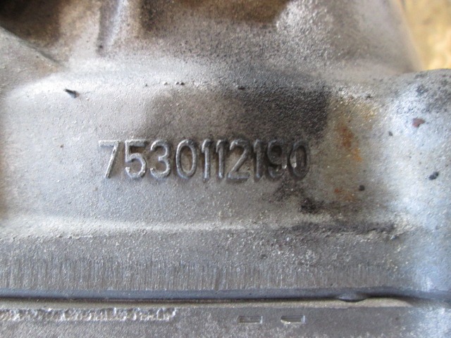 SPREDNJI DIFERENCIAL OEM N. 8V417L486AD ORIGINAL REZERVNI DEL FORD KUGA MK1 (05/2008 - 2012) DIESEL LETNIK 2009