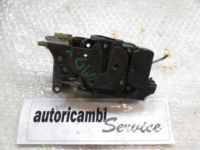 CENTRALNI ZAKLEP SPREDNJIH VRAT  OEM N. 46766574 ORIGINAL REZERVNI DEL FIAT MAREA 185 BER/SW (1996 - 02/1999) BENZINA LETNIK 1997