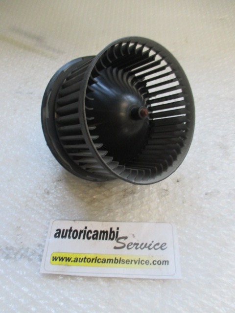 VENTILATOR  KABINE  OEM N. 130115551 ORIGINAL REZERVNI DEL FORD FIESTA CB1 CNN MK6 (09/2008 - 11/2012) BENZINA/GPL LETNIK 2010