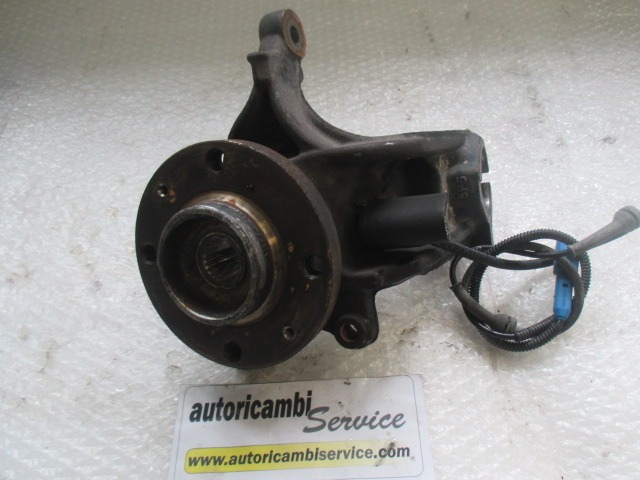 VRTLJIVI LEZAJ DESNO / PESTO KOLESA Z LEZAJEM SPREDAJ OEM N. 330776 ORIGINAL REZERVNI DEL PEUGEOT 207 / 207 CC WA WC WD WK (2006 - 05/2009) BENZINA LETNIK 2008