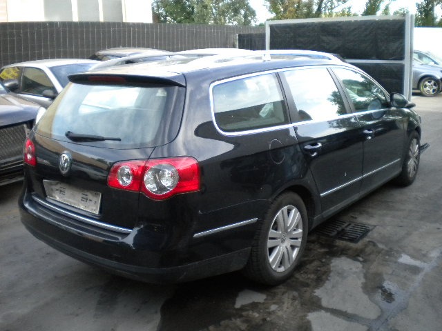 VOLKSWAGEN PASSAT SW 2.0 D 103KW AUT 5P (2006) RICAMBIO USATO 