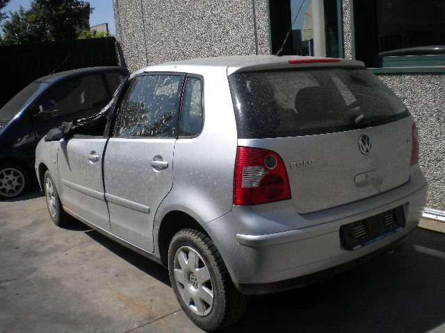 VOLKSWAGEN POLO 1.2 B 47KW 5M 5P (2005) RICAMBI IN MAGAZZINO 