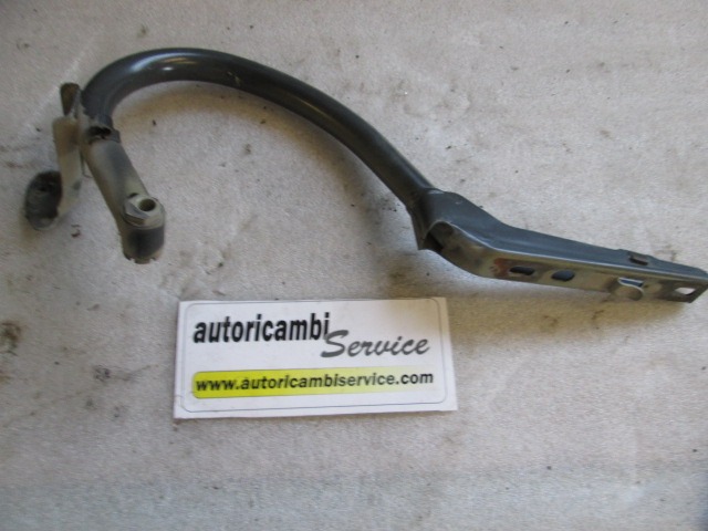 PANTI PRTLJAZNIH VRAT OEM N. 265009319 ORIGINAL REZERVNI DEL MERCEDES CLASSE 190 W201 (1982 - 1993)BENZINA LETNIK 1989