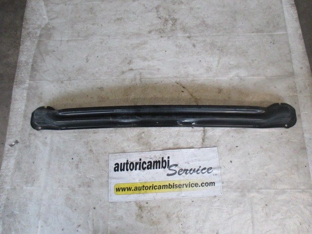 TRAVERZA ZADNJEGA ODBIJACA  OEM N. 6N0807311A ORIGINAL REZERVNI DEL VOLKSWAGEN POLO 6N1 6V2 (11/1994 - 01/2000)BENZINA LETNIK 1997