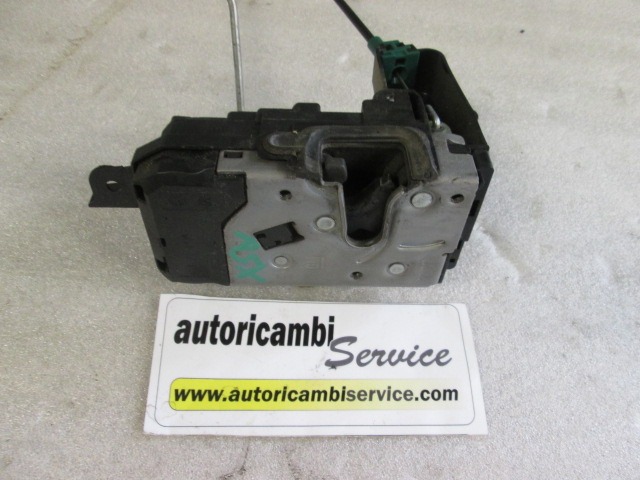 CENTRALNO ZAKLEPANJE PREDNIH LEVIH VRAT OEM N. 13210748 ORIGINAL REZERVNI DEL OPEL ASTRA H A04 L48 L08 L35 L67 R 5P/3P/SW (2007 - 2010) DIESEL LETNIK 2008