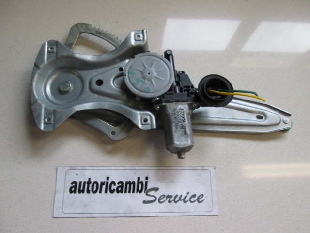 MEHANIZEM DVIGA ZADNJIH STEKEL  OEM N. AV262100-2330 ORIGINAL REZERVNI DEL TOYOTA AURIS E15 MK1 (2007 - 02/2010) DIESEL LETNIK 2007