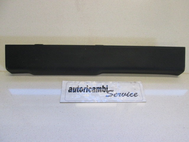 NOTRANJA OBLOGA PRAGA  OEM N. 8A61A13201ABW ORIGINAL REZERVNI DEL FORD FIESTA CB1 CNN MK6 (09/2008 - 11/2012) DIESEL LETNIK 2010