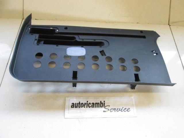 MONTA?NI DELI /  ARMATURNE PLOSCE SPODNJI OEM N. A1696800139 ORIGINAL REZERVNI DEL MERCEDES CLASSE B W245 T245 5P (2005 - 2011) DIESEL LETNIK 2007