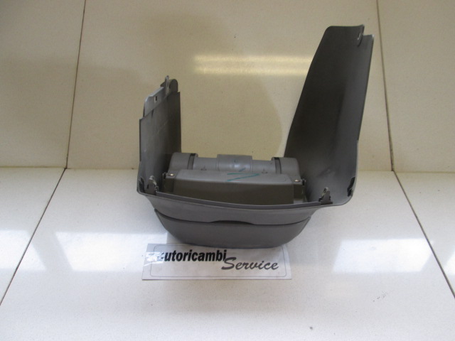 PREDAL ZA DOKUMENTE OEM N. 68930AX700 ORIGINAL REZERVNI DEL NISSAN MICRA K12 K12E MK3 (2002 - 2010) DIESEL LETNIK 2003