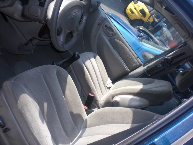 CHRYSLER VOYAGER 2.5 D 105KW 5P 5M (2004) RICAMBIO USATO 