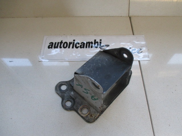 NOSILCI ODBIJACA  OEM N.  ORIGINAL REZERVNI DEL OPEL CORSA C X01 R (2004 - 10/2006) DIESEL LETNIK 2006