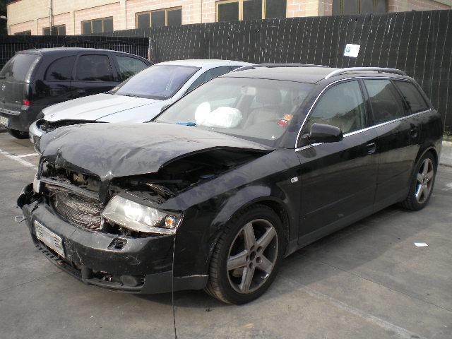 AUDI A4 SW 2.5 D 4X4 132KW AUT 5P (2003) RICAMBIO USATO 