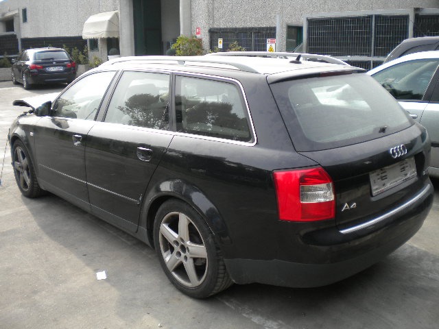 AUDI A4 SW 2.5 D 4X4 132KW AUT 5P (2003) RICAMBIO USATO 