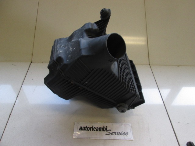 FILTAR ZRAKA OEM N. 8200176559 ORIGINAL REZERVNI DEL RENAULT MEGANE MK2 R BM0/1 CM0/1 EM0/1 KM0/1 LM0/1 BER/GRANDTOUR  (2006 - 2009) DIESEL LETNIK 2008