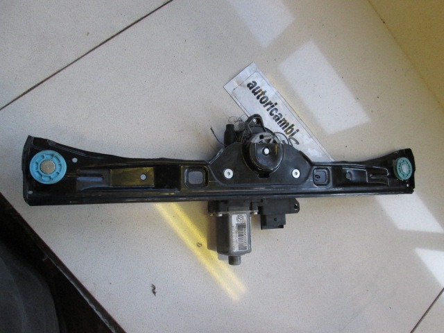 MEHANIZEM DVIGA SPREDNJIH STEKEL  OEM N. 1368331080 ORIGINAL REZERVNI DEL FIAT FIORINO 225 (2007 - 2016) DIESEL LETNIK 2008